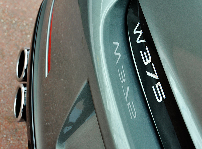 Walkinshaw Performance W375